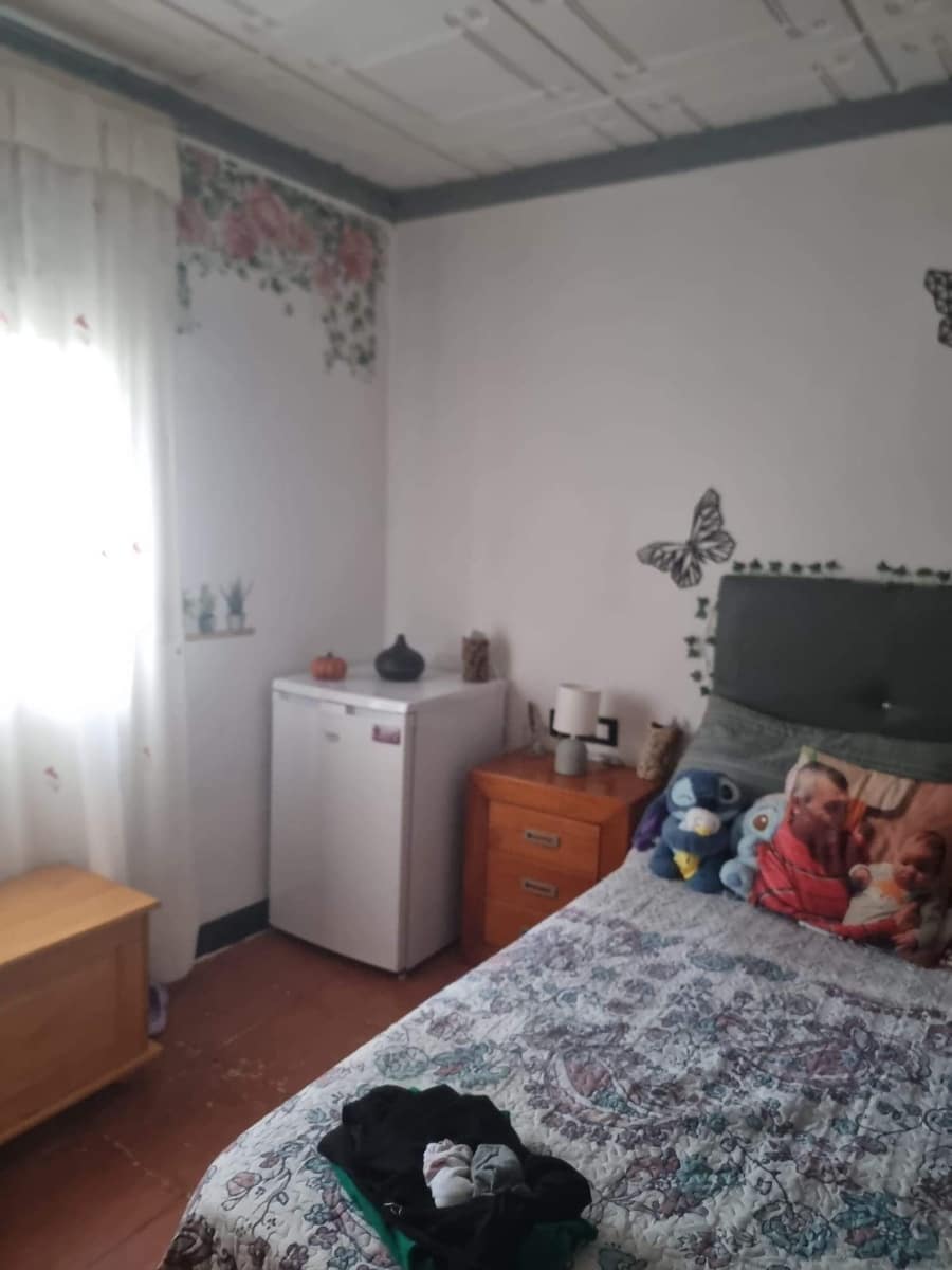 4 bedroom Finca/Country House for sale in La Linea de la Concepcion - € 220,000 (Ref: 9978920)