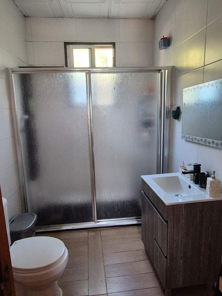 4 bedroom Finca/Country House for sale in La Linea de la Concepcion - € 220,000 (Ref: 9978920)