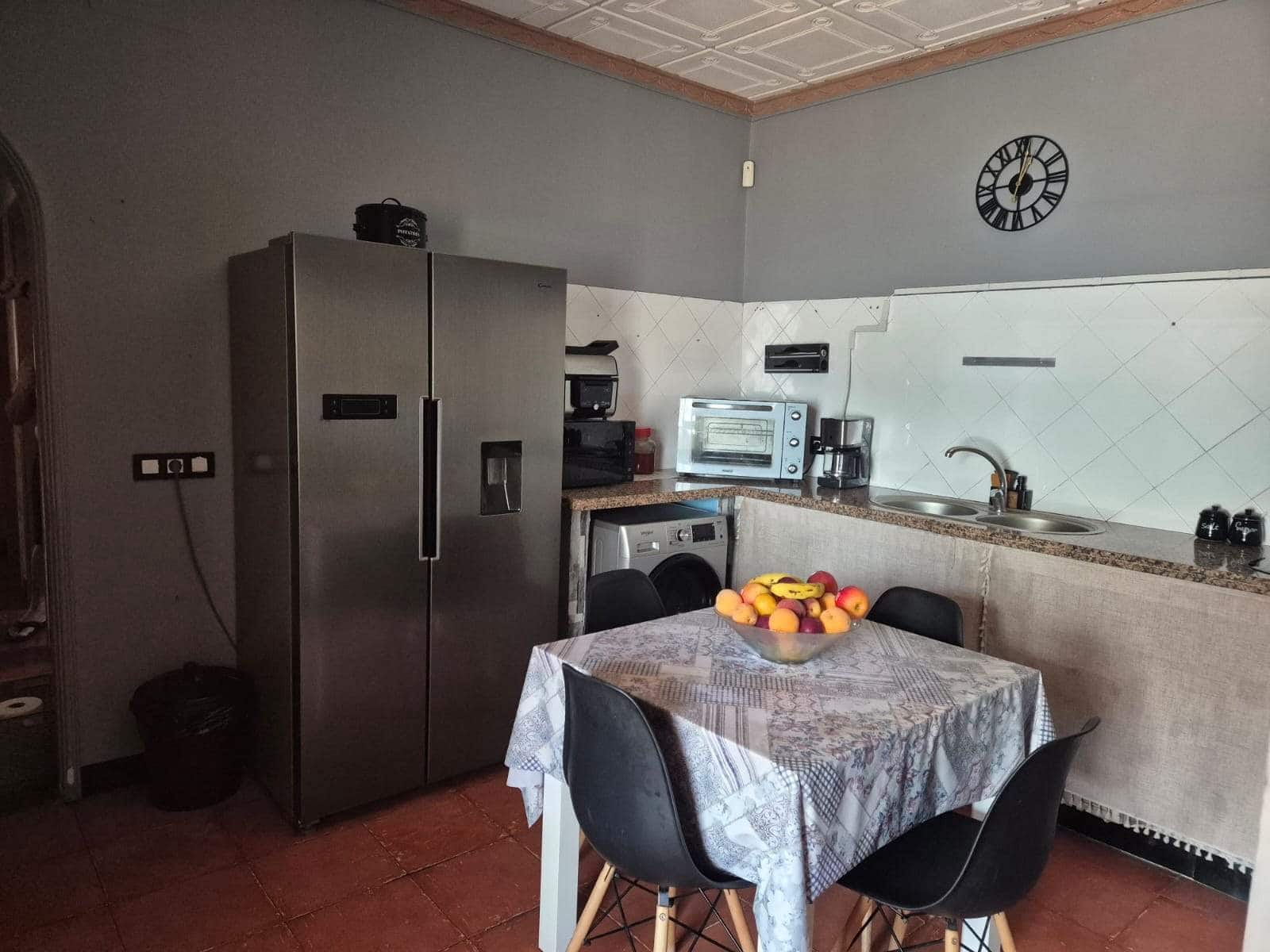 4 bedroom Finca/Country House for sale in La Linea de la Concepcion - € 220,000 (Ref: 9978920)