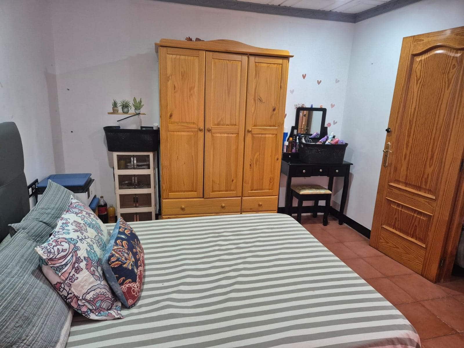 4 bedroom Finca/Country House for sale in La Linea de la Concepcion - € 220,000 (Ref: 9978920)