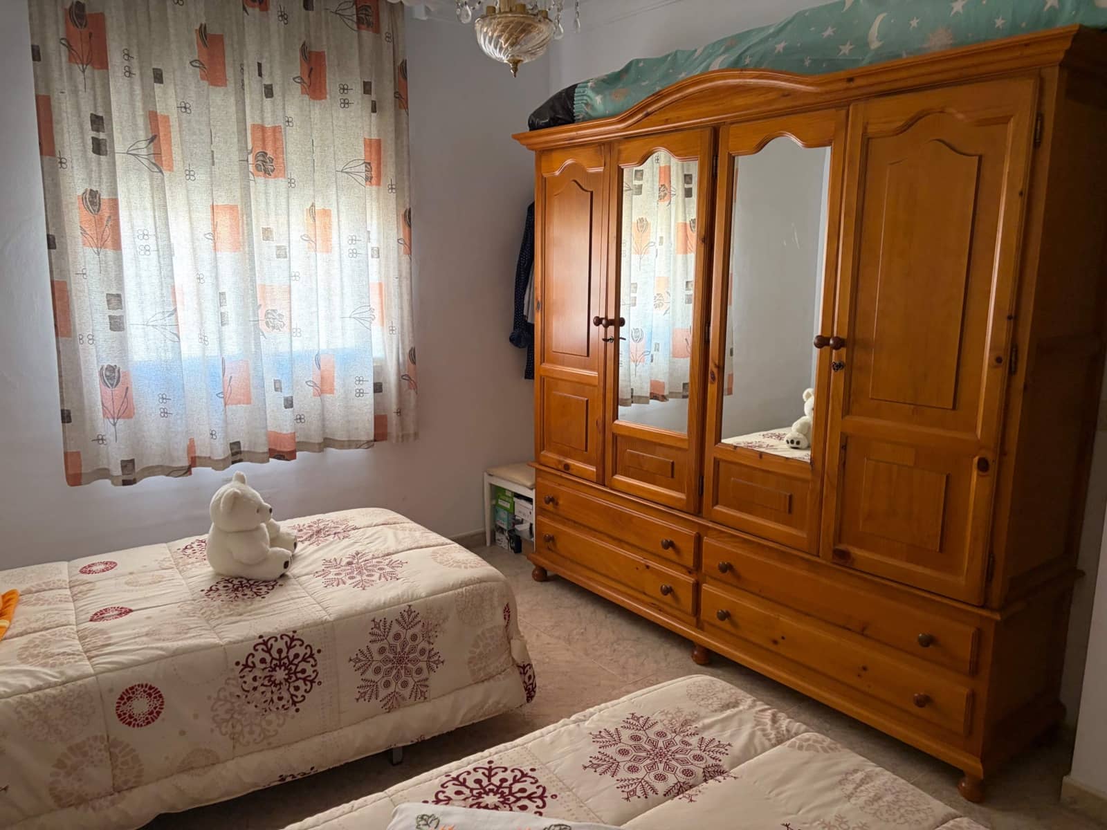 Casa de 3 habitaciones en La Línea de la Concepción en venta - 475.000 € (Ref: 9978921)