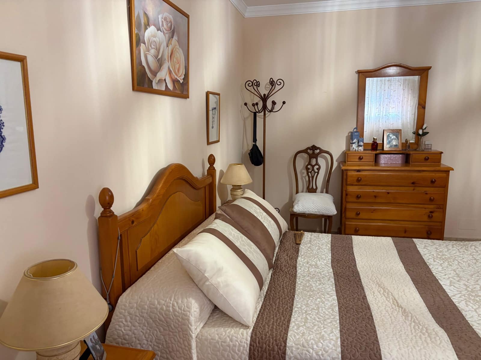 Casa de 3 habitaciones en La Línea de la Concepción en venta - 475.000 € (Ref: 9978921)