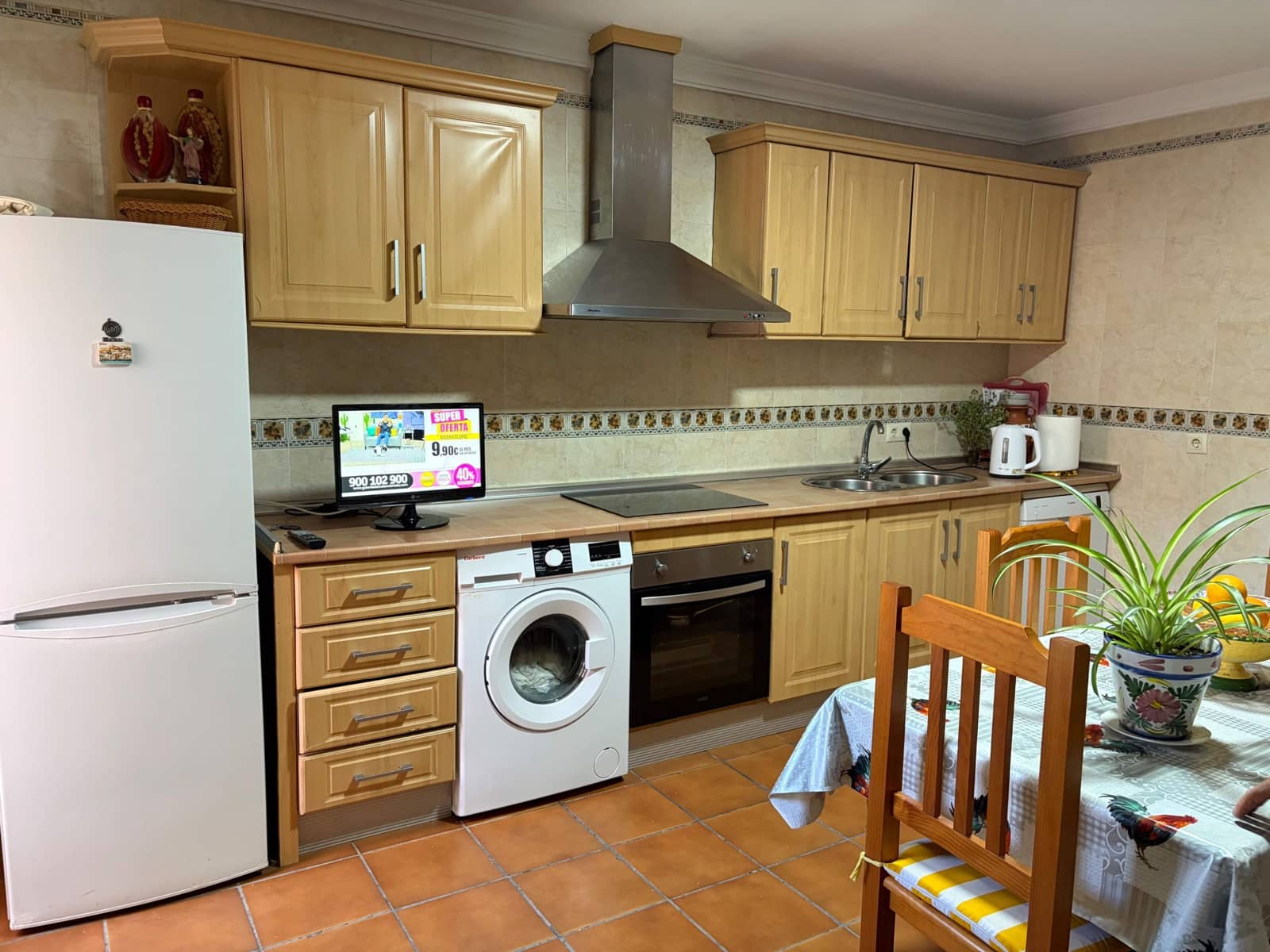 Casa de 3 habitaciones en La Línea de la Concepción en venta - 475.000 € (Ref: 9978921)