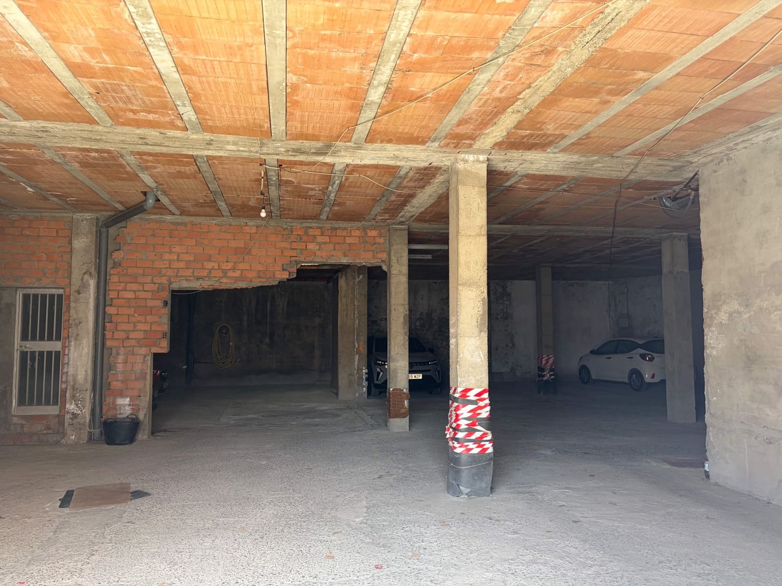 Casa de 3 habitaciones en La Línea de la Concepción en venta - 475.000 € (Ref: 9978921)