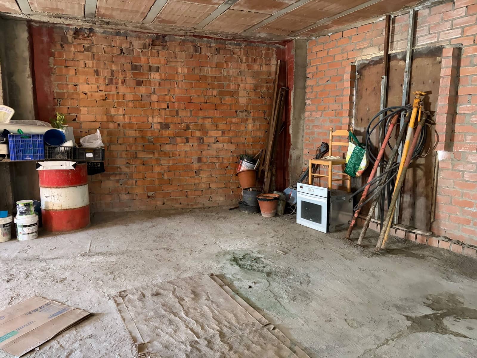 Casa de 3 habitaciones en La Línea de la Concepción en venta - 475.000 € (Ref: 9978921)
