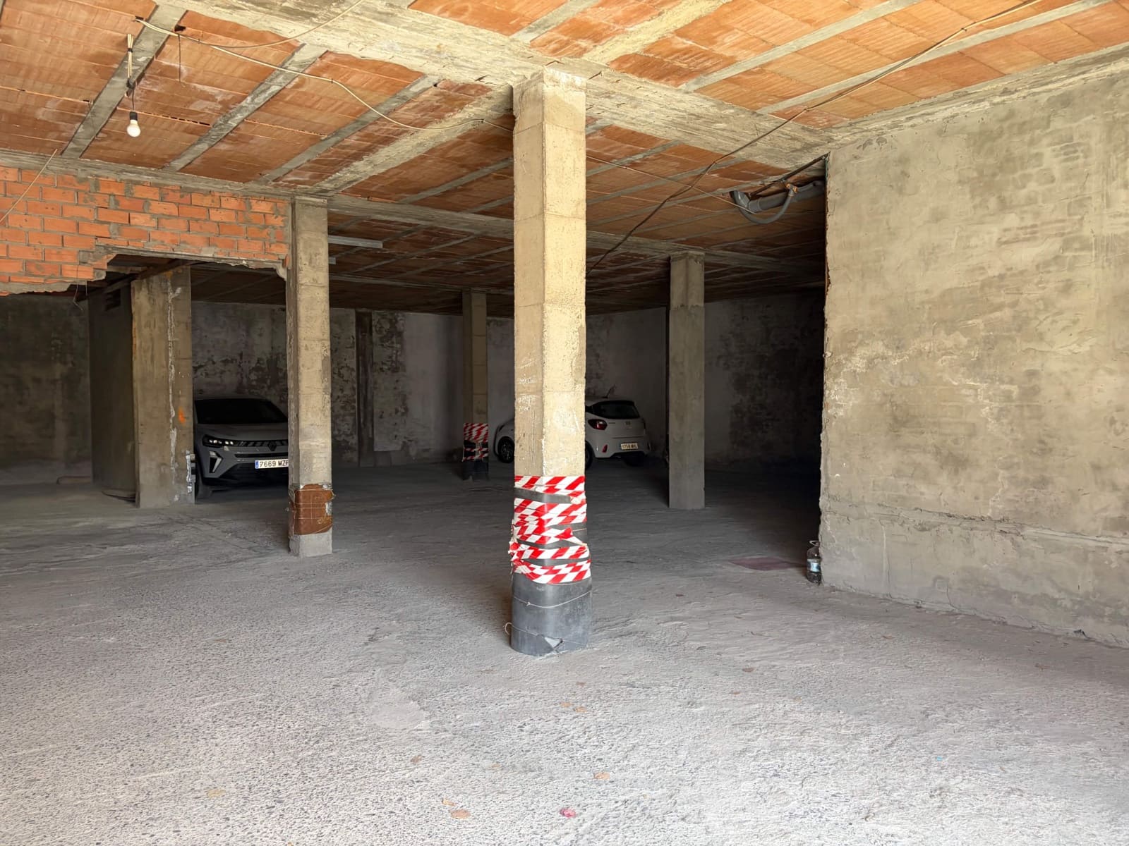 Casa de 3 habitaciones en La Línea de la Concepción en venta - 475.000 € (Ref: 9978921)
