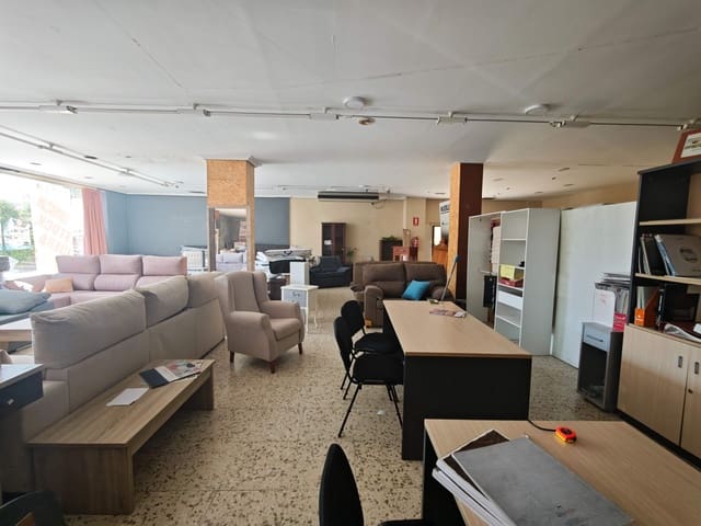 Gewerbe zu vermieten in Algeciras - 1.200 € (Ref: 9986907)