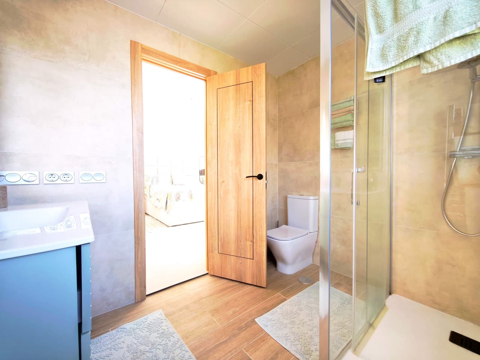 3 chambre Appartement à vendre à San Roque avec piscine garage - 649 000 € (Ref: 9995806)