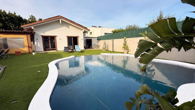 3 quarto Moradia para venda em Guadacorte, Los Barrios - 650 000 € (Ref: 9999642)