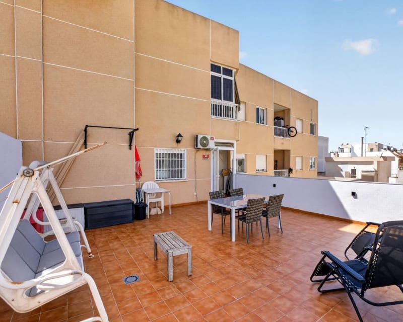 1 soverom Leilighet til salgs i Torrevieja med garasje - € 147 500 (Ref: 10041916)