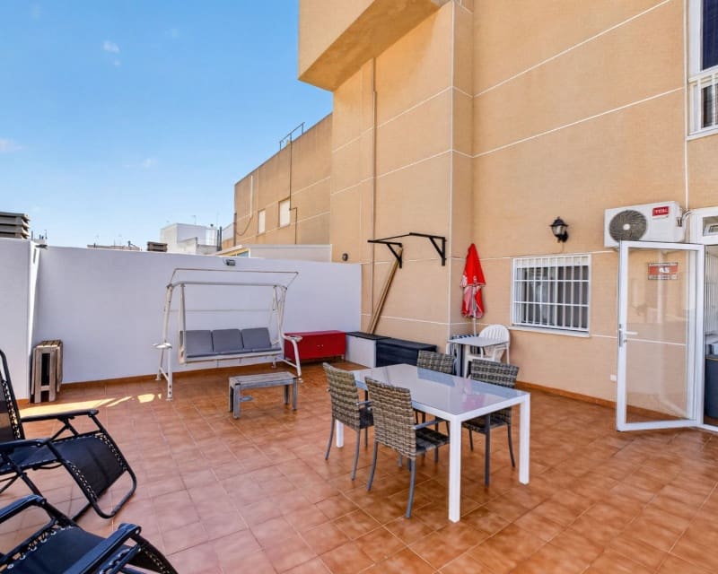 1 soverom Leilighet til salgs i Torrevieja med garasje - € 147 500 (Ref: 10041916)