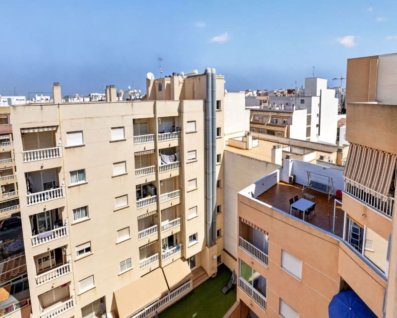 1 soverom Leilighet til salgs i Torrevieja med garasje - € 147 500 (Ref: 10041916)