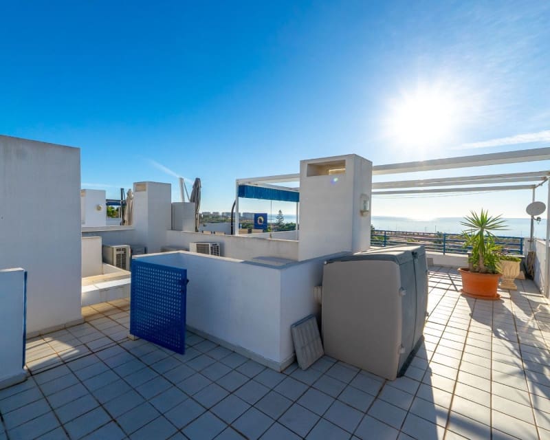 2 Zimmer Penthouse zu verkaufen in Playa Flamenca mit Pool Garage - 206.000 € (Ref: 10098886)