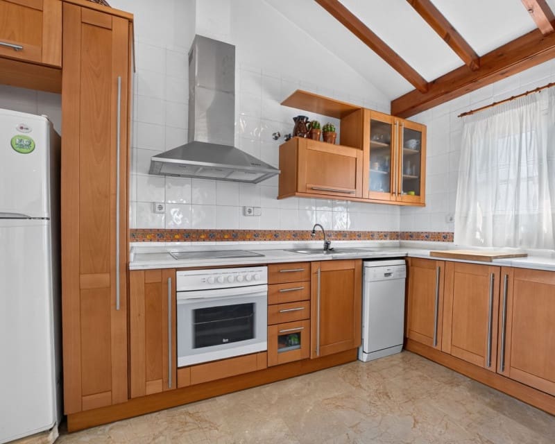 3 Zimmer Villa zu verkaufen in Villamartin mit Pool Garage - 529.000 € (Ref: 10110280)
