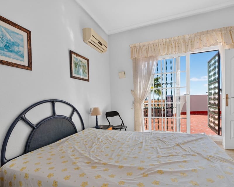3 Zimmer Villa zu verkaufen in Villamartin mit Pool Garage - 529.000 € (Ref: 10110280)
