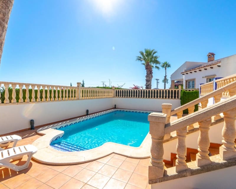 3 Zimmer Villa zu verkaufen in Villamartin mit Pool Garage - 529.000 € (Ref: 10110280)