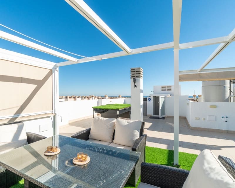 3 sypialnia Penthouse na sprzedaż w Villamartin z basenem - 399 000 € (Ref: 8647186)