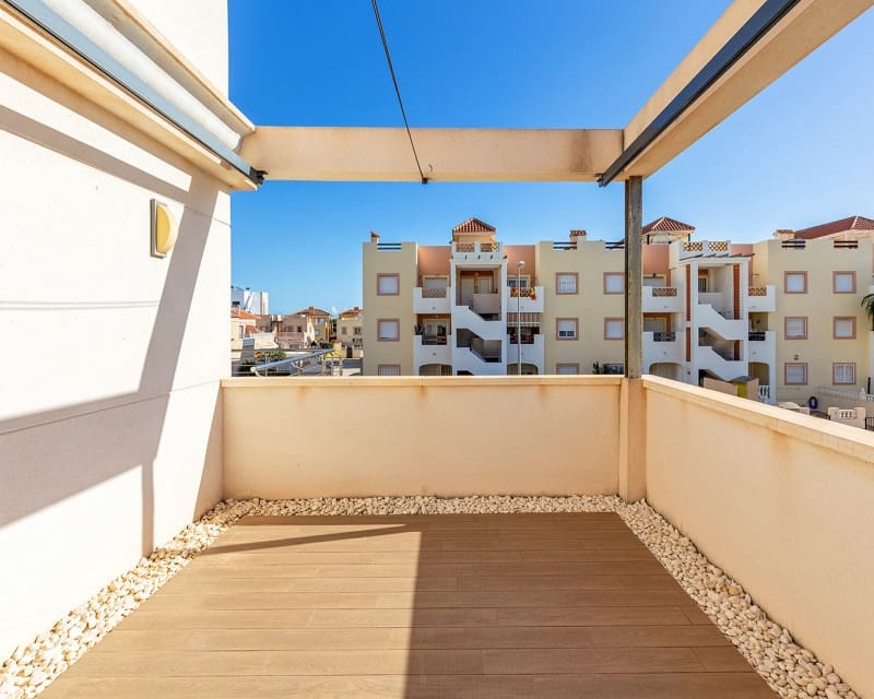 5 soveværelse Villa til salg i Orihuela Costa med swimmingpool - € 950.000 (Ref: 8732168)