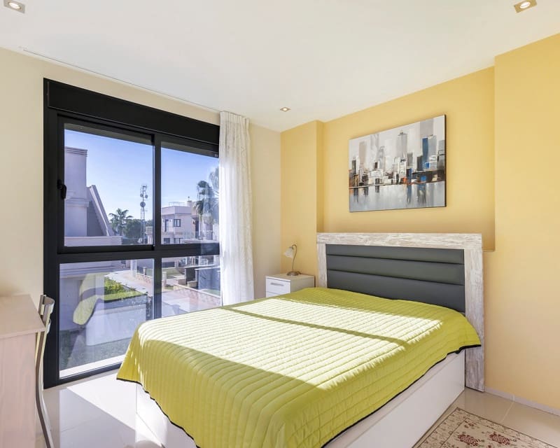 5 soveværelse Villa til salg i Orihuela Costa med swimmingpool - € 950.000 (Ref: 8732168)