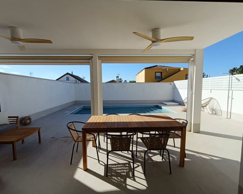 3 bedroom Villa for sale in El Chaparral with pool - € 459,000 (Ref: 8732184)