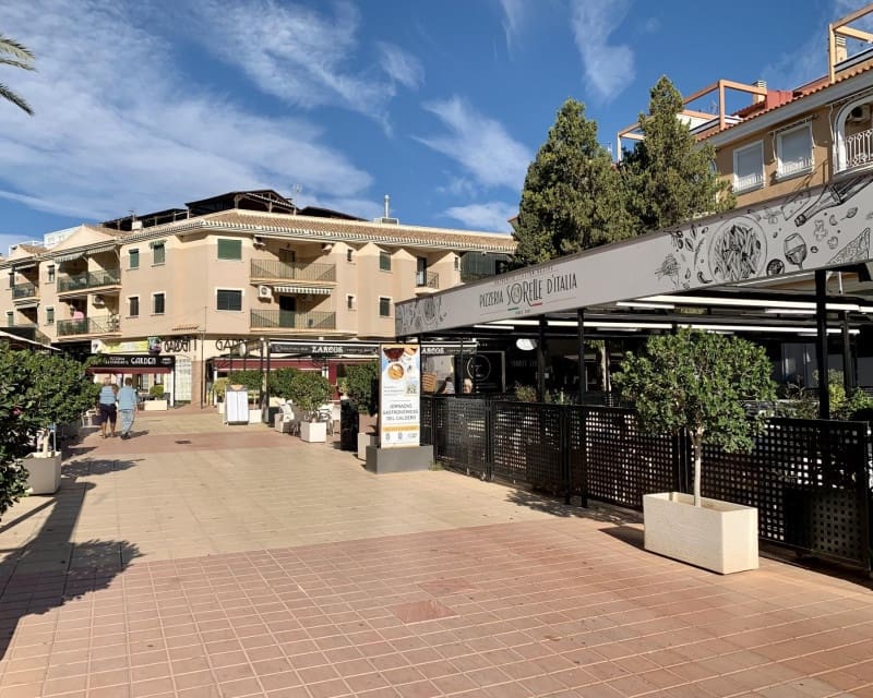 3 slaapkamer Villa te koop in Los Alcazares met zwembad - € 659.000 (Ref: 8732193)