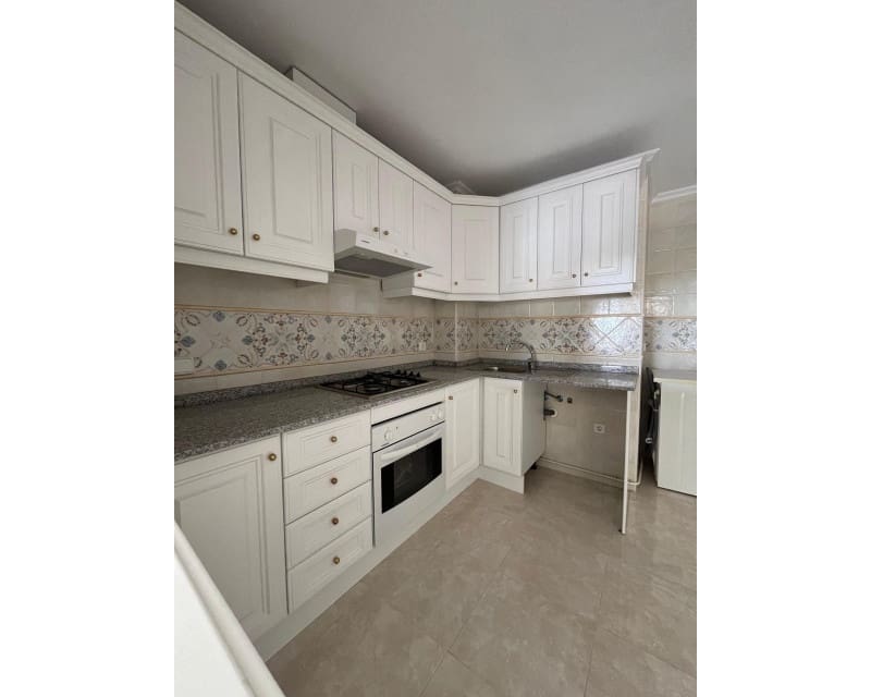 2 slaapkamer Appartement te koop in Orihuela Costa met zwembad - € 212.350 (Ref: 8732206)