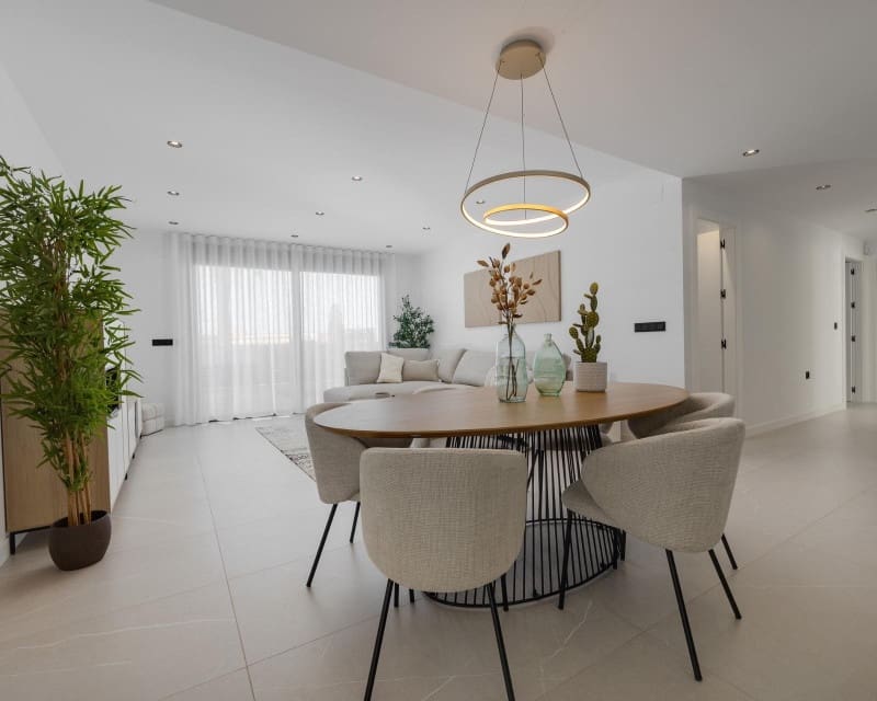 3 slaapkamer Villa te koop in Torrevieja met zwembad - € 595.000 (Ref: 8780397)