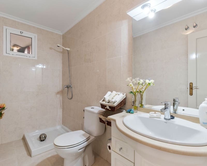 3 soverom Hus til salgs i Playa Flamenca med svømmebasseng garasje - € 339 000 (Ref: 9186050)