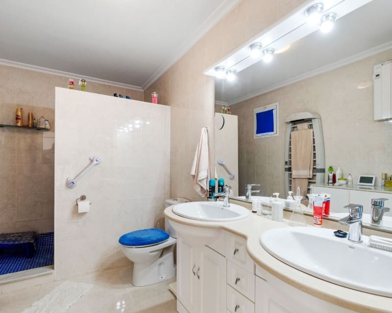 3 soverom Hus til salgs i Playa Flamenca med svømmebasseng garasje - € 339 000 (Ref: 9186050)