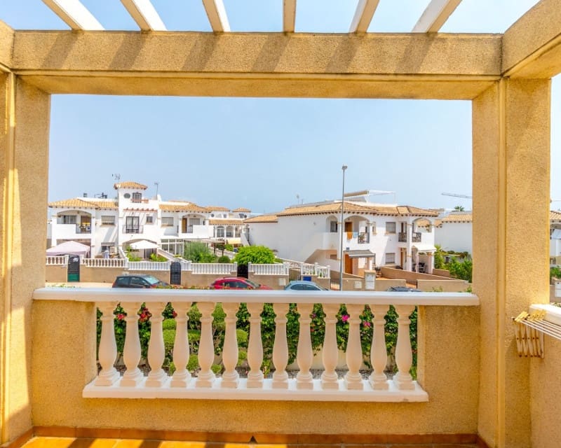 3 soverom Hus til salgs i Playa Flamenca med svømmebasseng garasje - € 339 000 (Ref: 9186050)