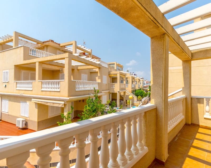 3 soverom Hus til salgs i Playa Flamenca med svømmebasseng garasje - € 339 000 (Ref: 9186050)