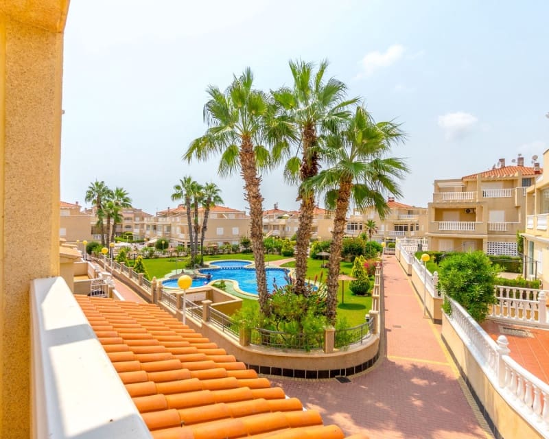 3 soverom Hus til salgs i Playa Flamenca med svømmebasseng garasje - € 339 000 (Ref: 9186050)