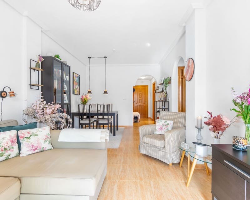 3 bedroom Penthouse for sale in Playa Flamenca with pool - € 210,000 (Ref: 9413524)