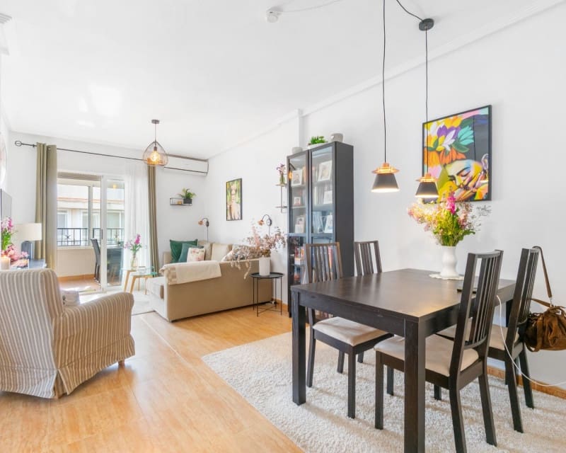 3 bedroom Penthouse for sale in Playa Flamenca with pool - € 210,000 (Ref: 9413524)