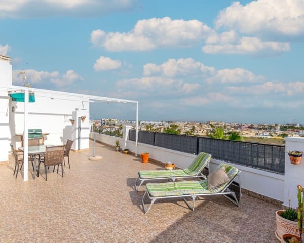 3 soveværelse Penthouse til salg i Playa Flamenca, Orihuela med swimmingpool - € 210.000 (Ref: 9413524)