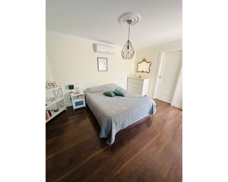 4 soveværelse Villa til salg i Pinar de Campoverde med swimmingpool garage - € 399.000 (Ref: 9597292)