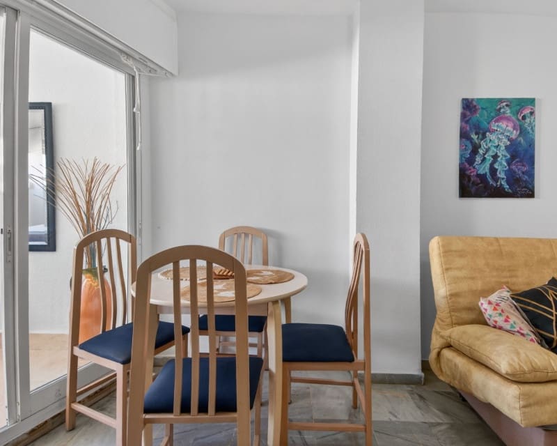 1 bedroom Studio for sale in Torrevieja with garage - € 127,000 (Ref: 9720353)