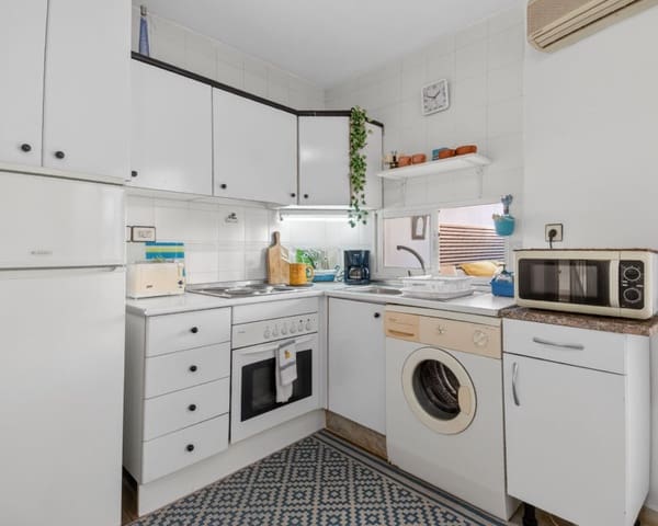 1 bedroom Studio for sale in Playa del Cura, Torrevieja with garage - € 127,000 (Ref: 9720353)