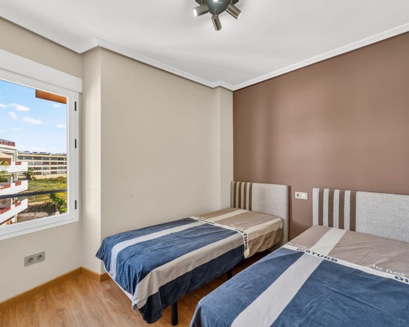 2 quarto Penthouse para venda em Playa Flamenca com piscina garagem - 229 950 € (Ref: 9778769)