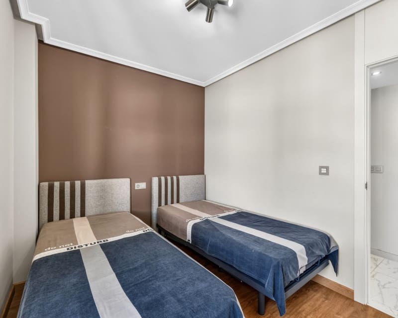 2 quarto Penthouse para venda em Playa Flamenca com piscina garagem - 229 950 € (Ref: 9778769)