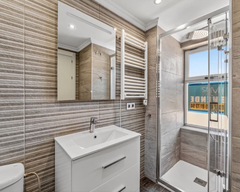 2 quarto Penthouse para venda em Playa Flamenca com piscina garagem - 229 950 € (Ref: 9778769)