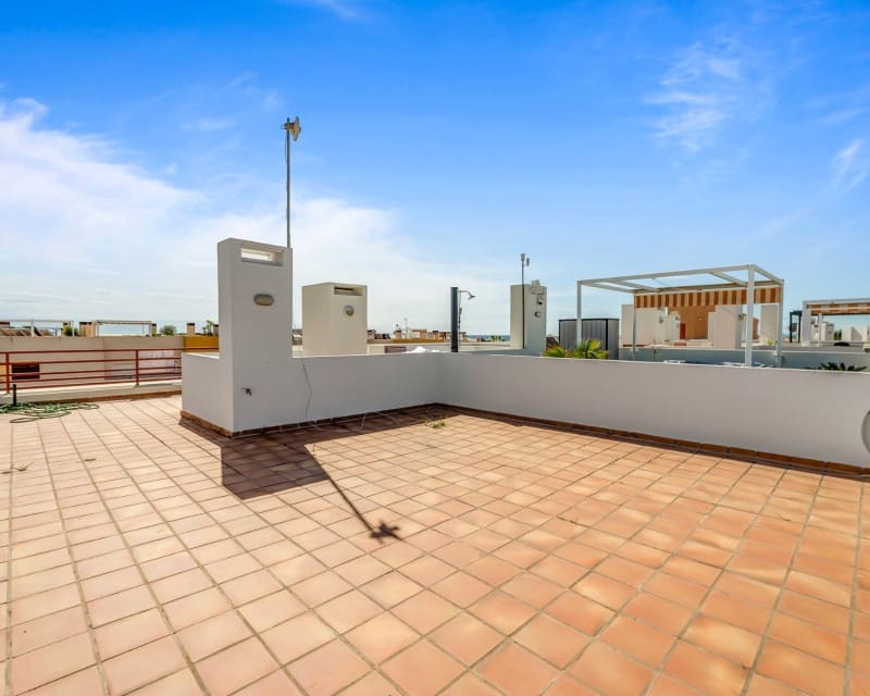 2 quarto Penthouse para venda em Playa Flamenca com piscina garagem - 229 950 € (Ref: 9778769)