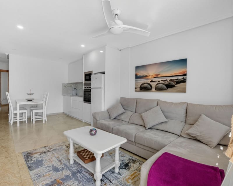 3 slaapkamer Appartement te koop in Playa Flamenca met zwembad - € 269.000 (Ref: 9865971)
