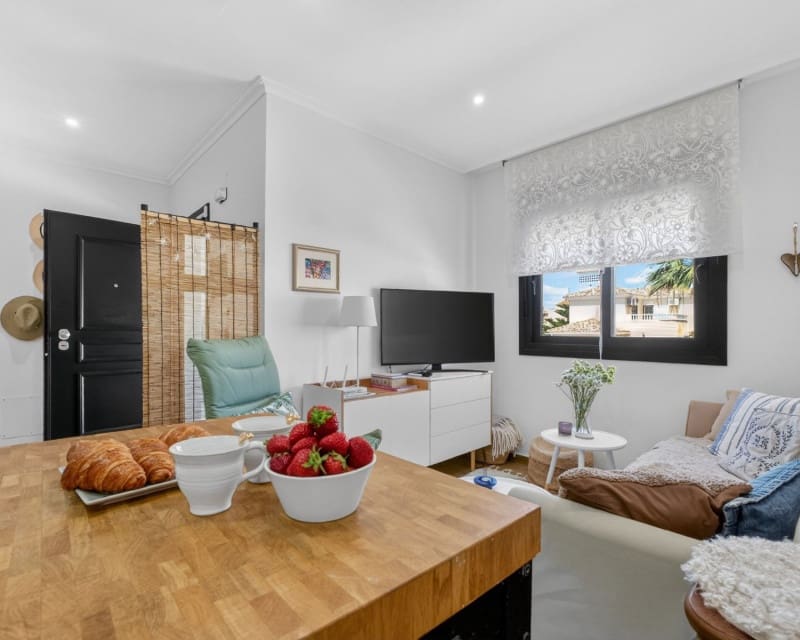 3 soverom Penthouse til salgs i La Zenia med svømmebasseng garasje - € 299 000 (Ref: 9879825)