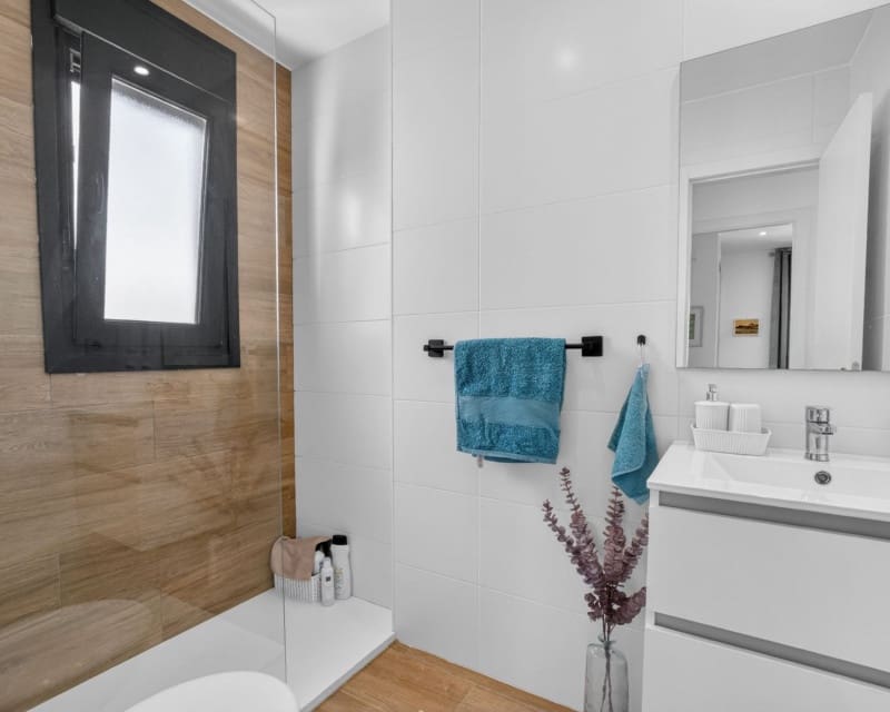 3 soverom Penthouse til salgs i La Zenia med svømmebasseng garasje - € 299 000 (Ref: 9879825)