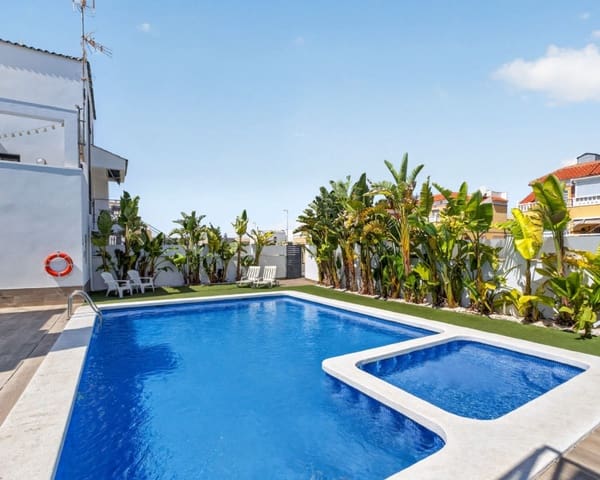 3 soverom Penthouse til salgs i La Zenia, Orihuela med svømmebasseng garasje - € 299 000 (Ref: 9879825)