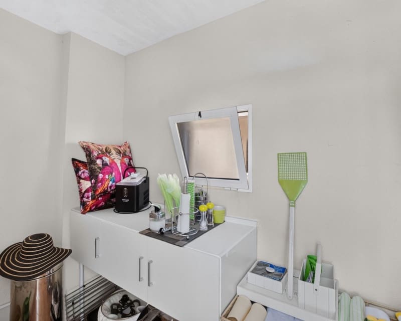 4 bedroom Apartment for sale in Bigastro with pool garage - € 250,000 (Ref: 9928647)