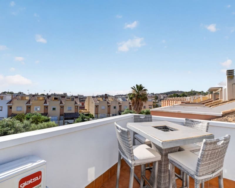 4 bedroom Apartment for sale in Bigastro with pool garage - € 250,000 (Ref: 9928647)