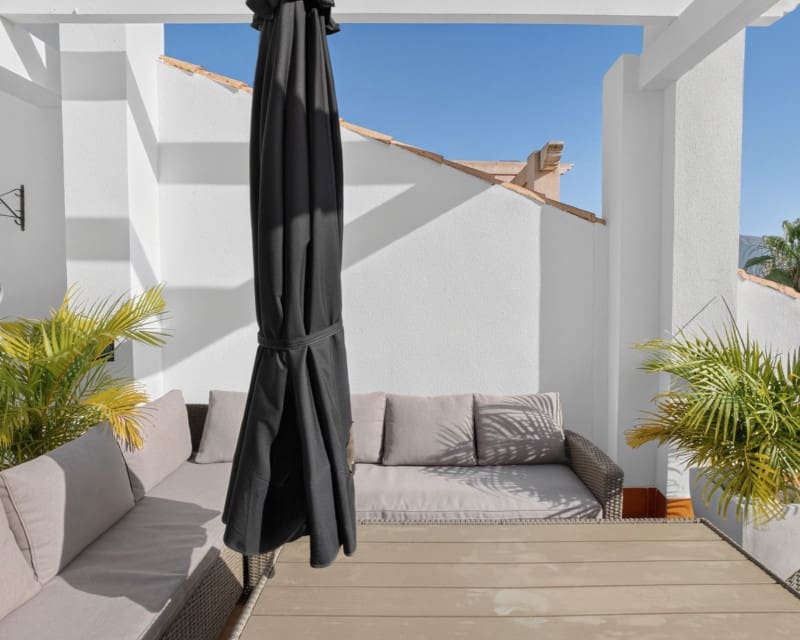 4 bedroom Apartment for sale in Bigastro with pool garage - € 250,000 (Ref: 9928647)