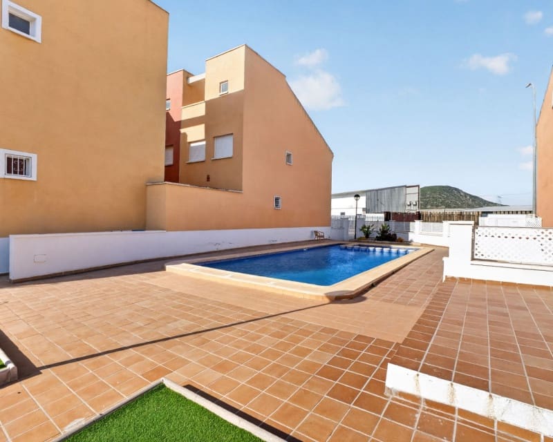 4 bedroom Apartment for sale in Bigastro with pool garage - € 250,000 (Ref: 9928647)
